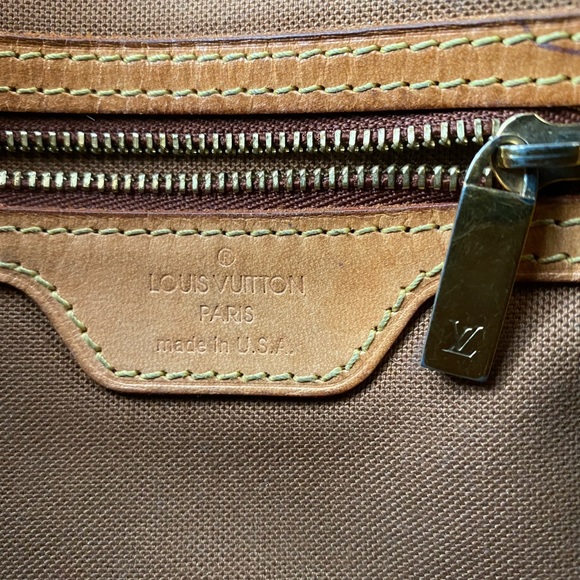 Authentic Louis Vuitton Looping Mini Monogram Shoulder Bag M51147 - Picture 7 of 16